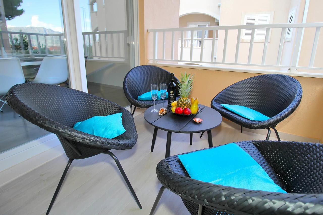 קאבטאט Bacan Family Apartments מראה חיצוני תמונה