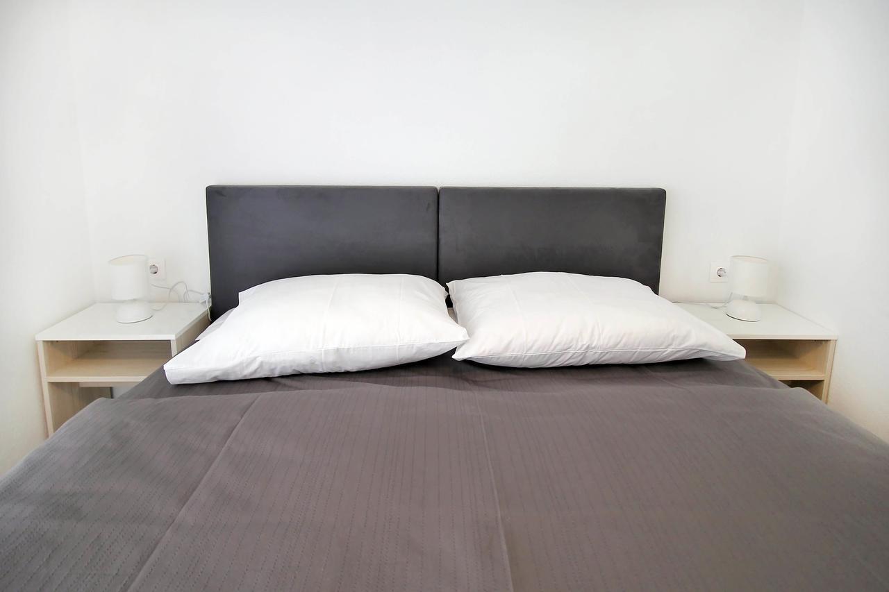 קאבטאט Bacan Family Apartments מראה חיצוני תמונה